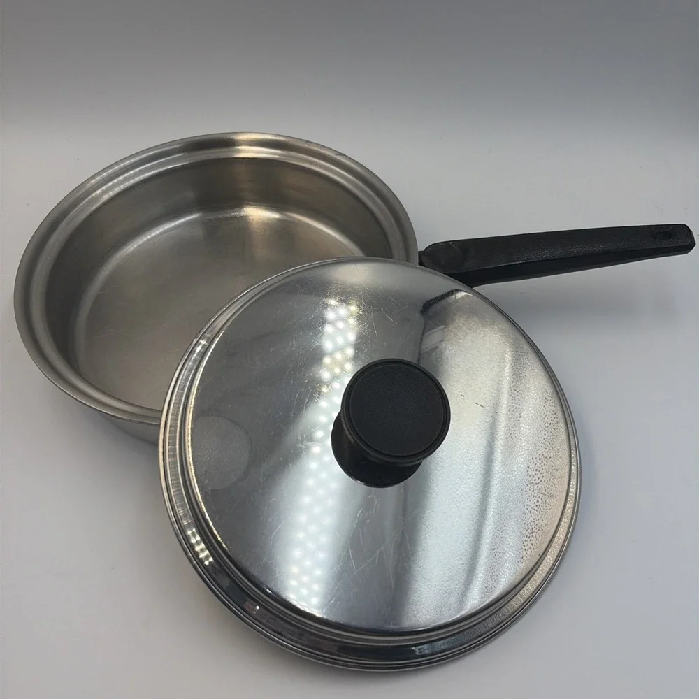 Ekco EHP 5-ply Alcore Aluminum Core Stainless Steel 9